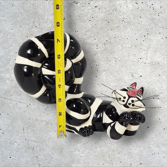 Y2K Lynda Corneille “Clancy” Cat Candle Holder SWAK Character Collectibles B&W - Picture 14 of 14